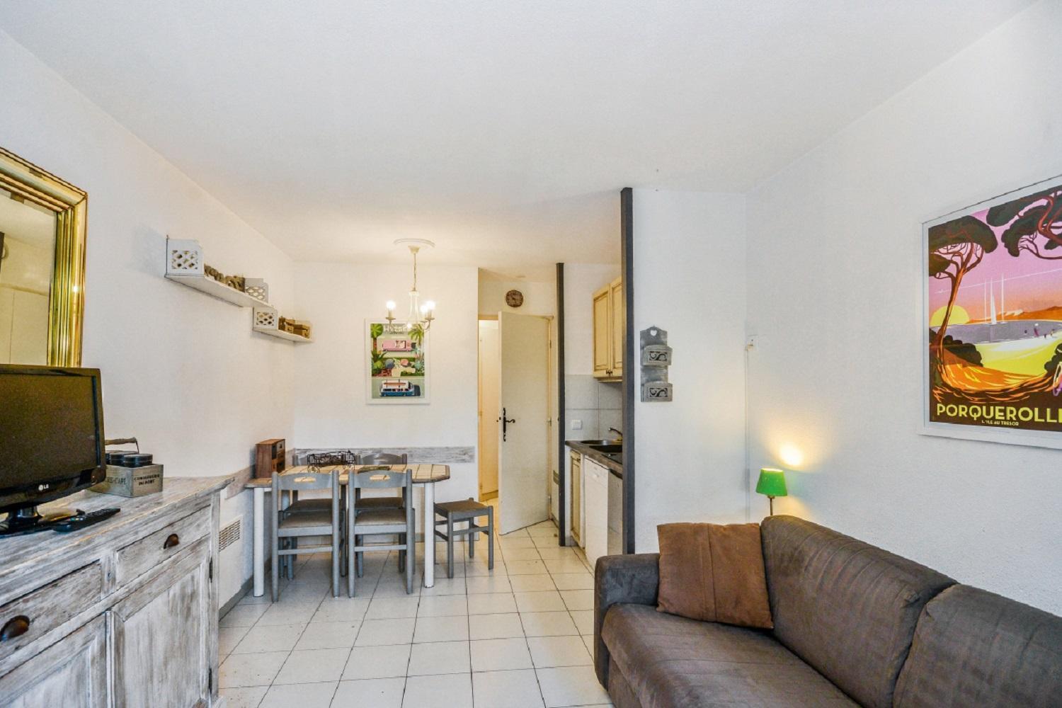 Residence La Pinede - Maeva Home Hyères Oda fotoğraf